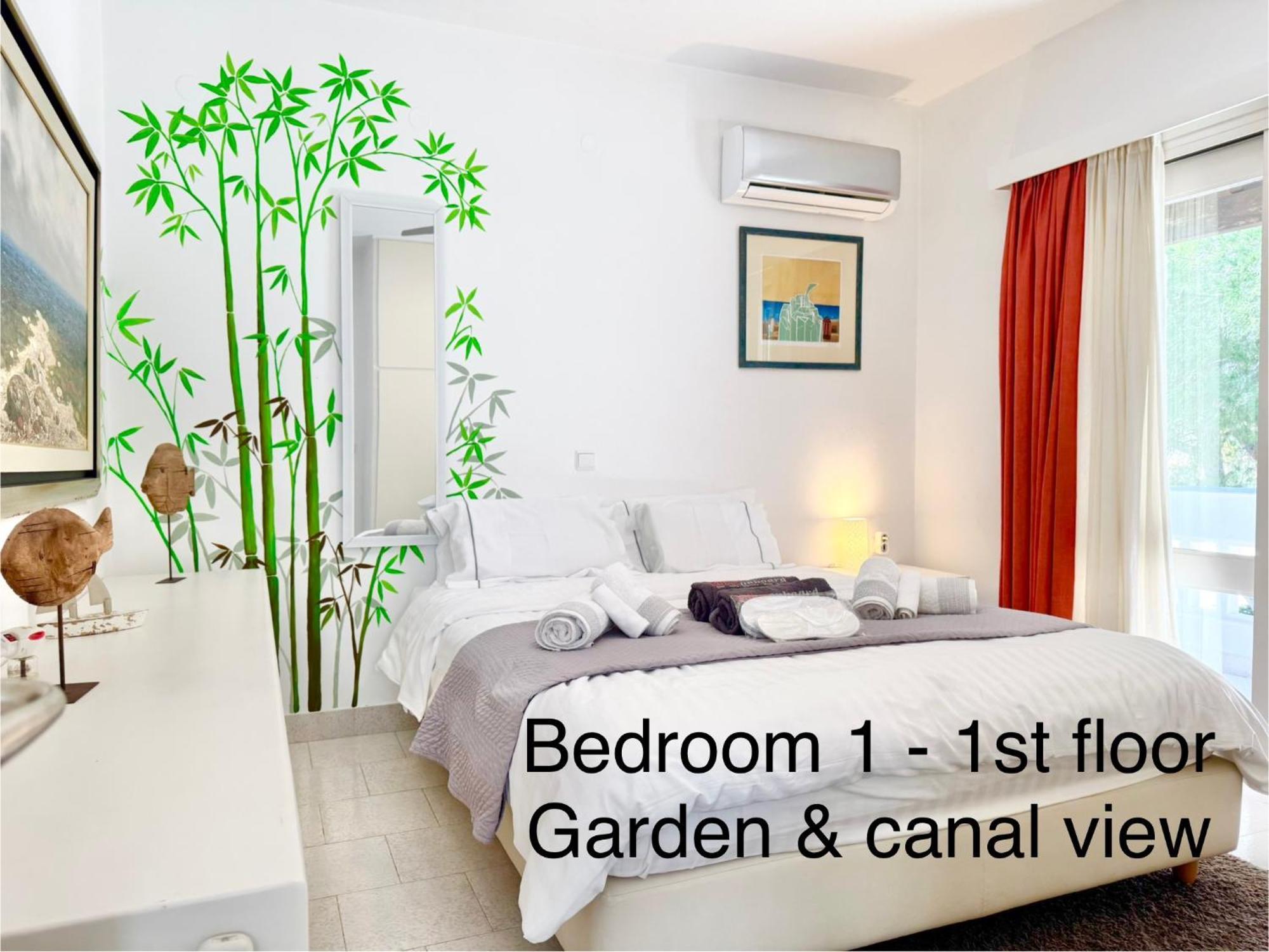 Villasonboard Dock Villa 3 Bed, 3 Bath, Canal, Greek Venice Porto Hydra Plépi Zewnętrze zdjęcie