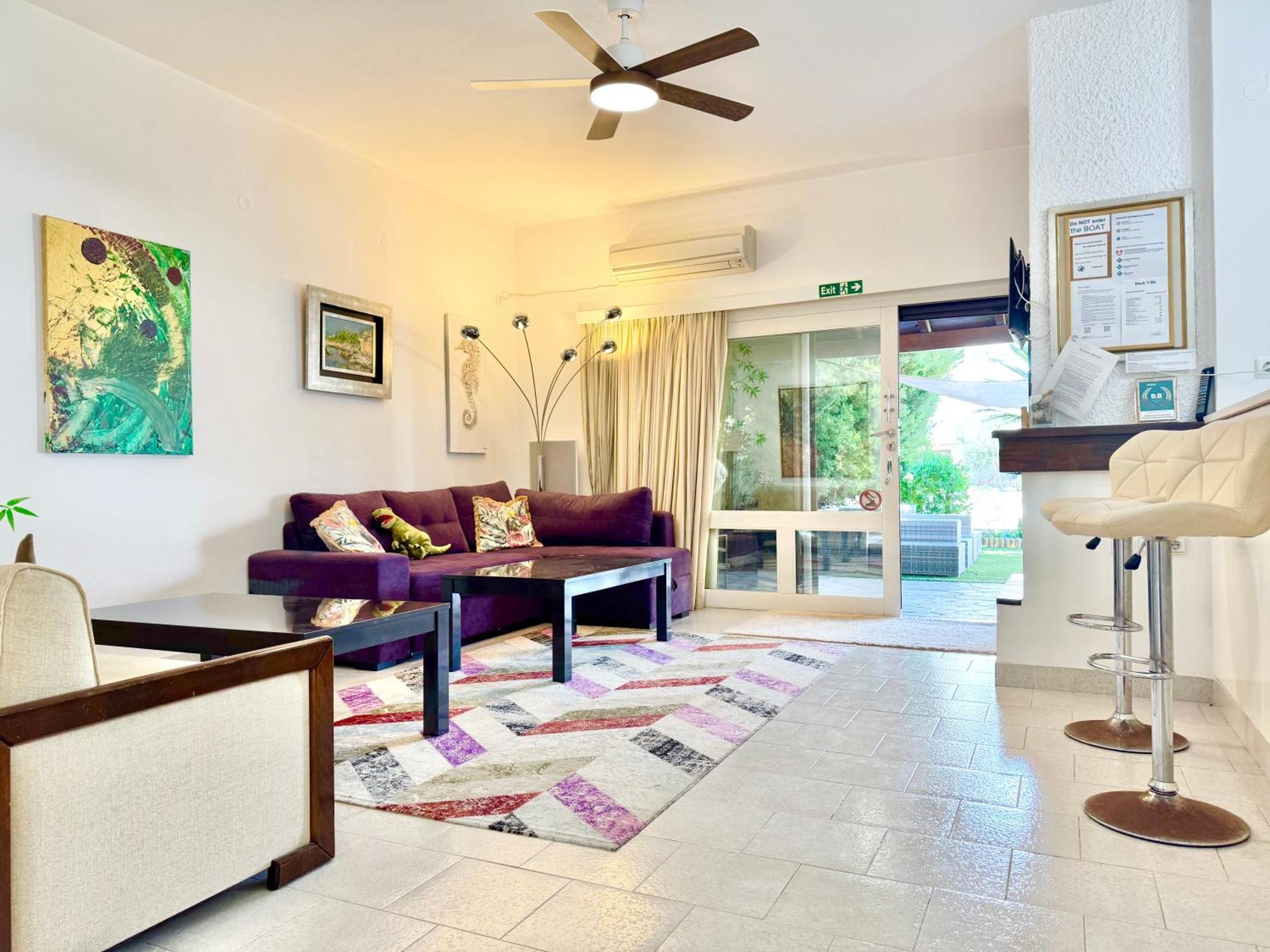 Villasonboard Dock Villa 3 Bed, 3 Bath, Canal, Greek Venice Porto Hydra Plépi Zewnętrze zdjęcie