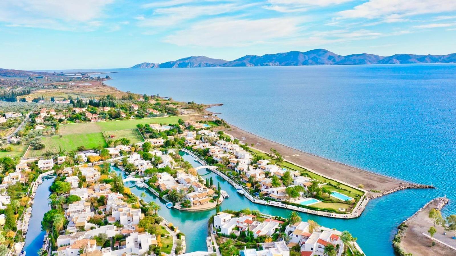 Villasonboard Dock Villa 3 Bed, 3 Bath, Canal, Greek Venice Porto Hydra Plépi Zewnętrze zdjęcie